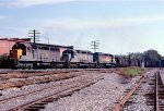 Louisville & Nashville SD40 #1227 with a northbound empty hopper train 